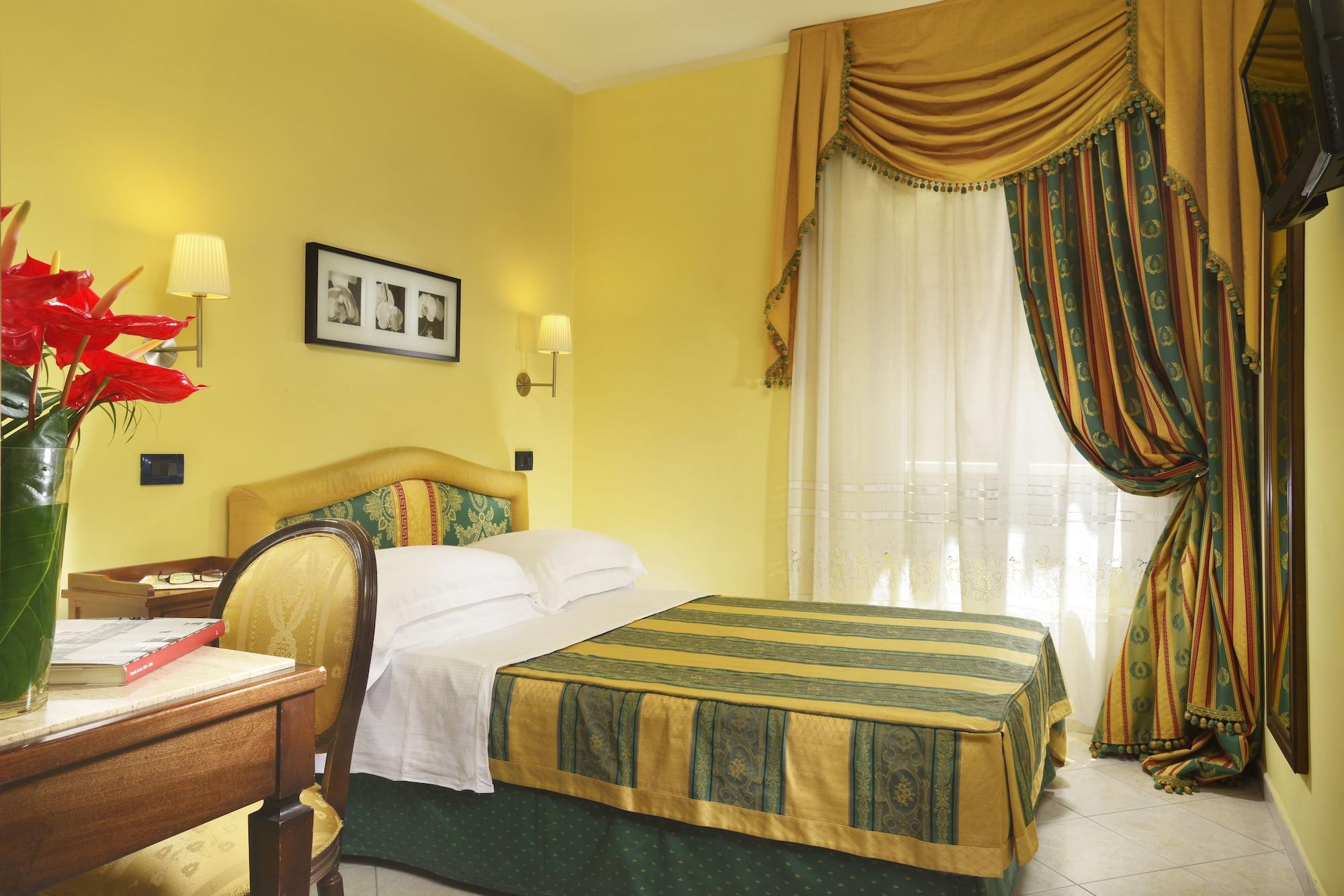 Hotel Tuscolana Рим Екстер'єр фото