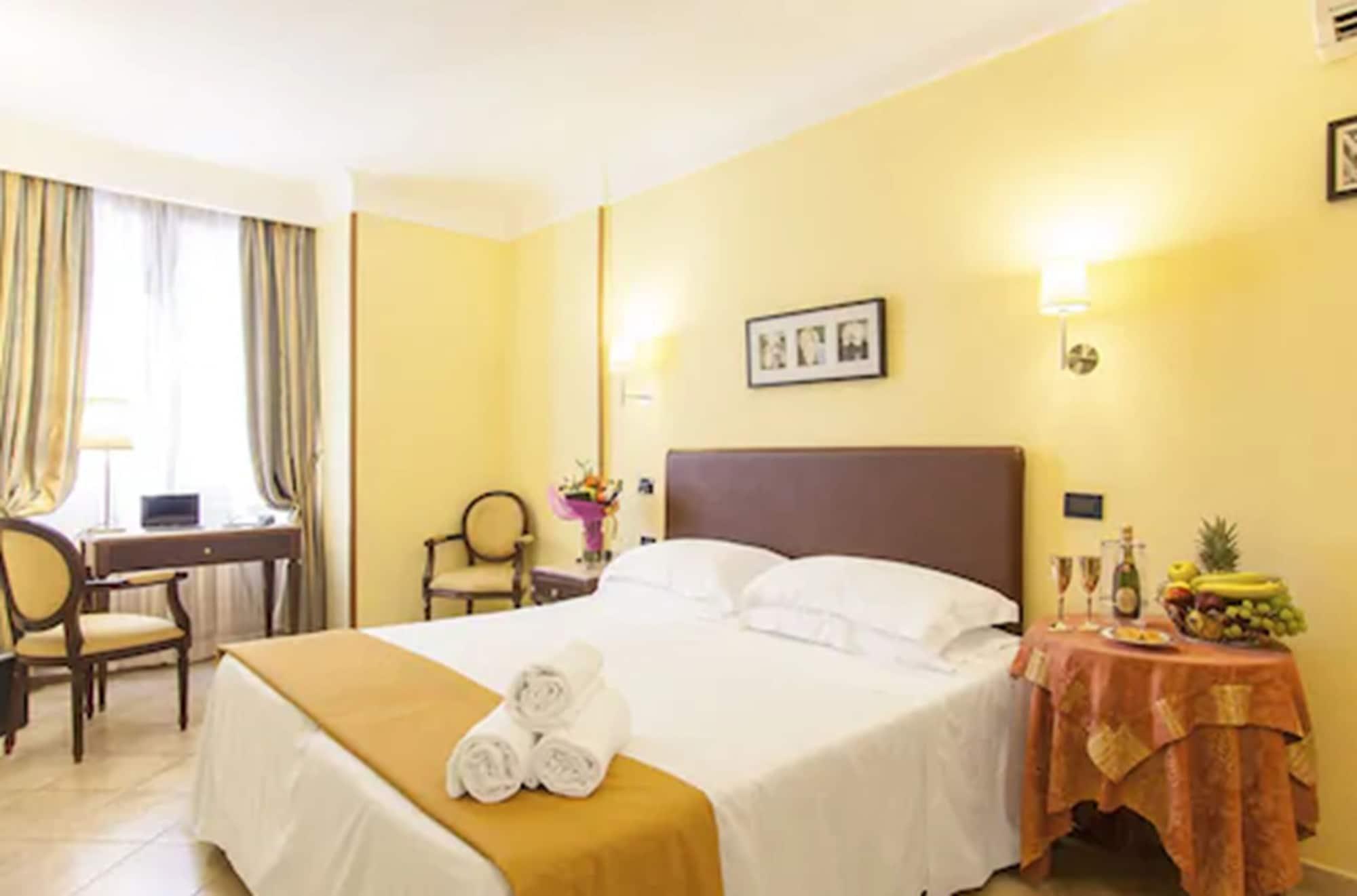 Hotel Tuscolana Рим Екстер'єр фото
