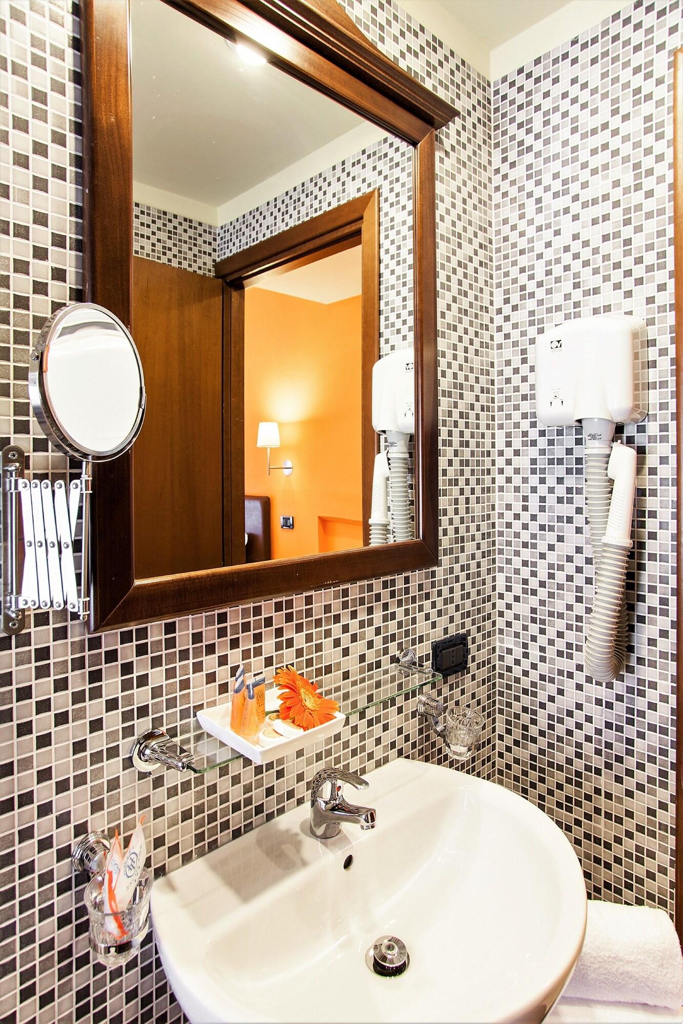Hotel Tuscolana Рим Екстер'єр фото