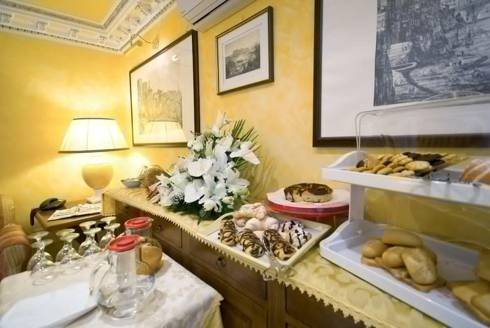 Hotel Tuscolana Рим Екстер'єр фото