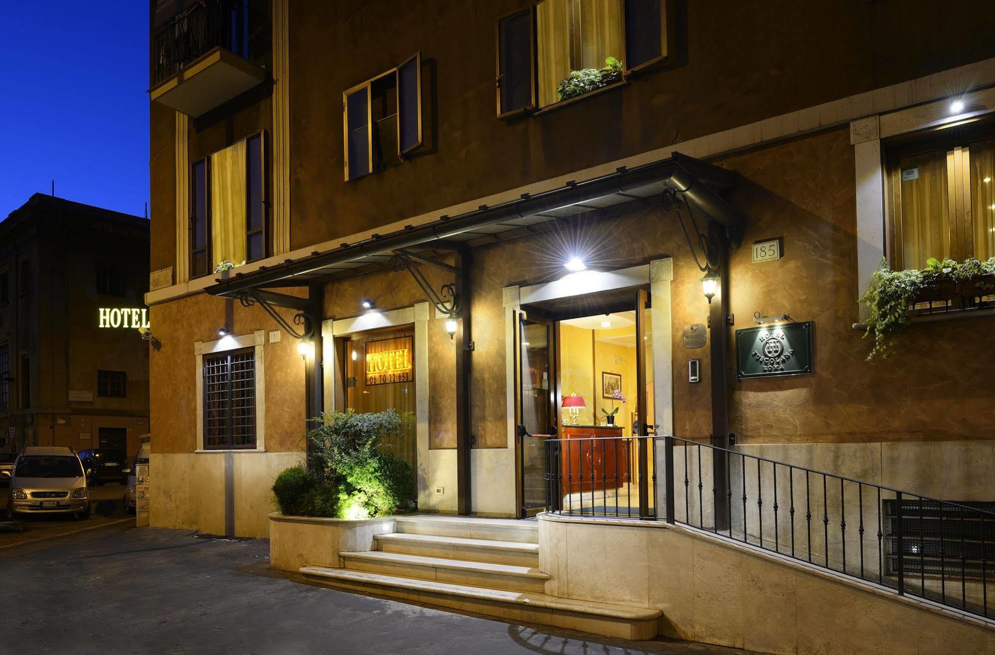 Hotel Tuscolana Рим Екстер'єр фото