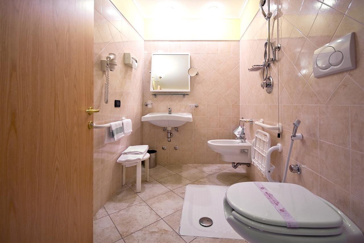 Hotel Tuscolana Рим Екстер'єр фото